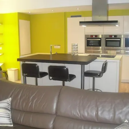 Apartment Appt 6-8 P.,tout Confort Koksijde